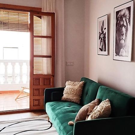 Serendipia: Tu Hogar En Este Blanco Pueblo ฟรีฮิเลียนา ภายนอก รูปภาพ